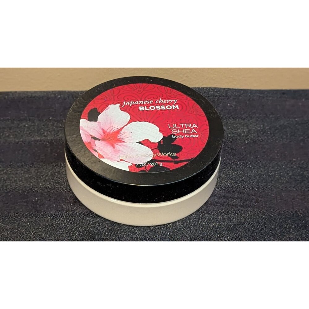 Bath & Body Works Japanese Cherry Blossom Ultra Shea Body Butter 7 Oz